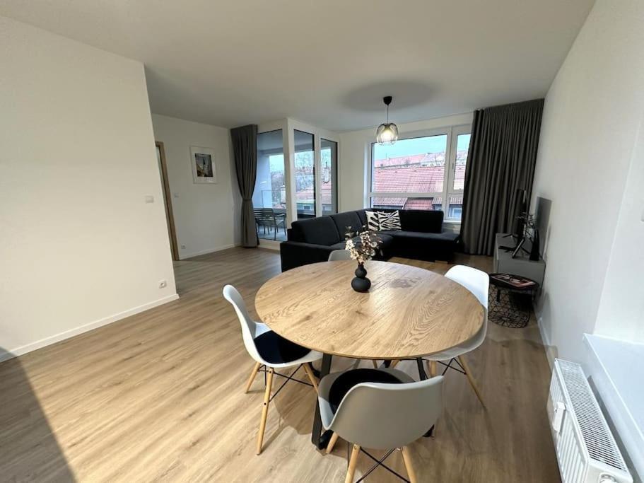 New Apartment Near Tipos Arena, Free Parking, Danubius One Building Bratislava Dış mekan fotoğraf
